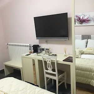Lux De Paris Тирана